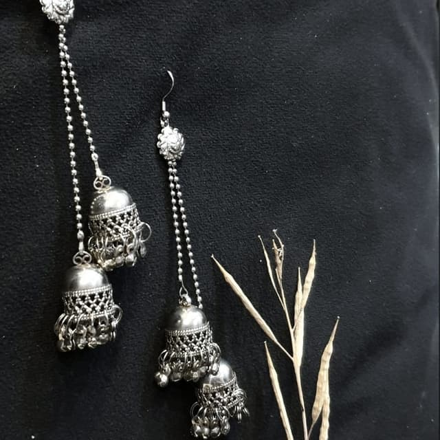 Traditional jhumky